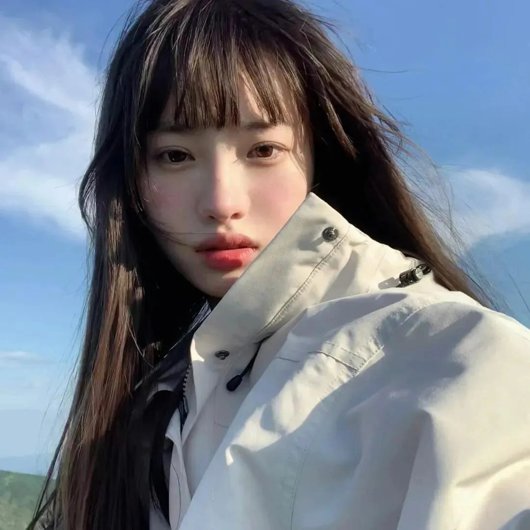口红 海报
